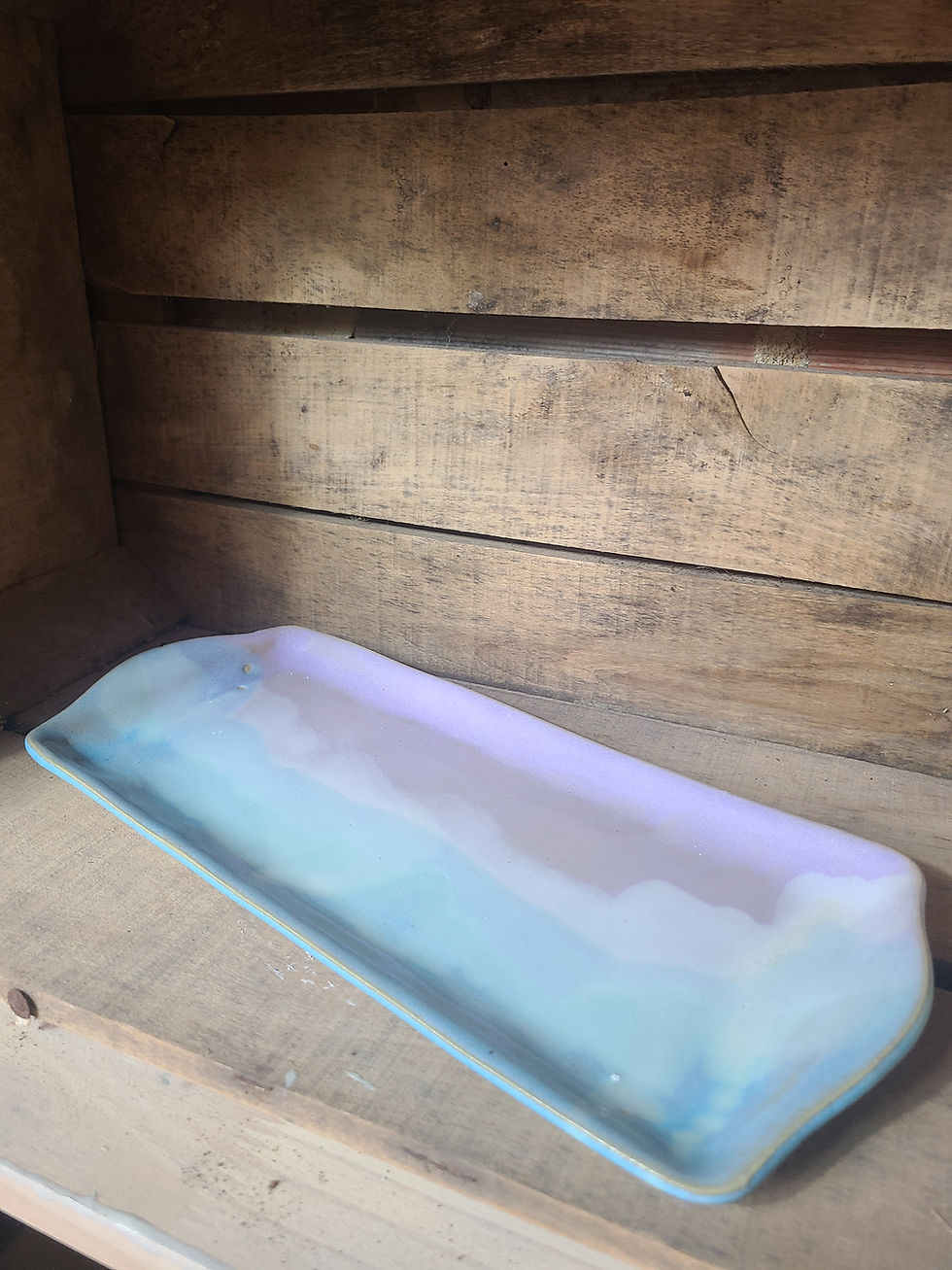 Miniature : Plat rectangulaire plat a cake, en grès émaillé, blanc, rose et turquoise