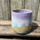 Miniature : Tasse sans anse ou gobelet, émail blanc, rose et turquoise