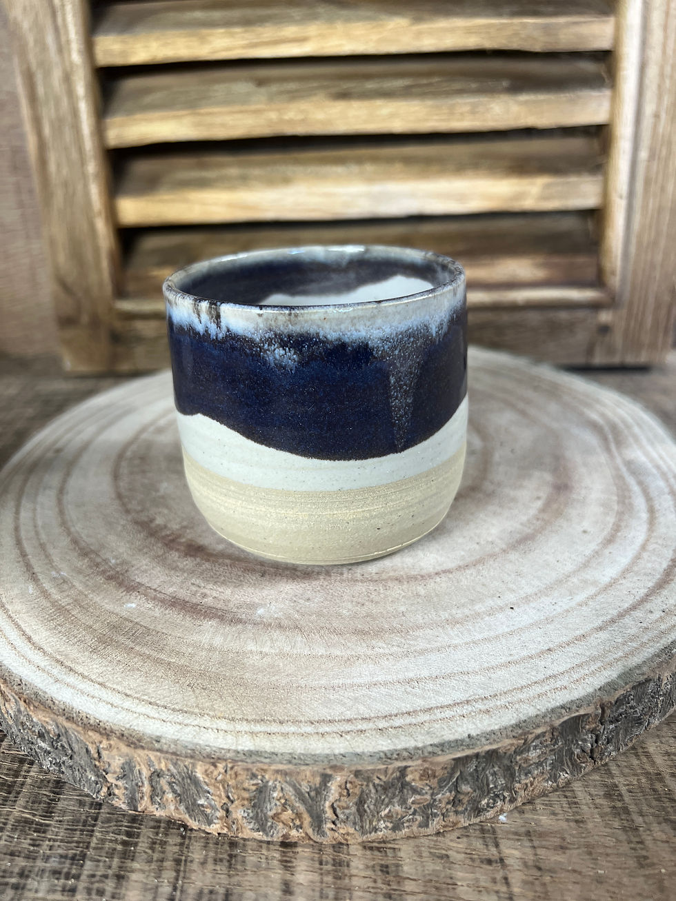 Miniature : Tasse en grès noir et blanc artisanale – tasse céramique moderne fait m