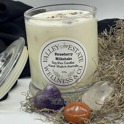 Strawberry Milkshake candle_edited.jpg