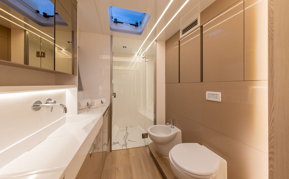 Volledig uitgeruste Luxe Liveaboard Motorcatamaran 2x 440 pk