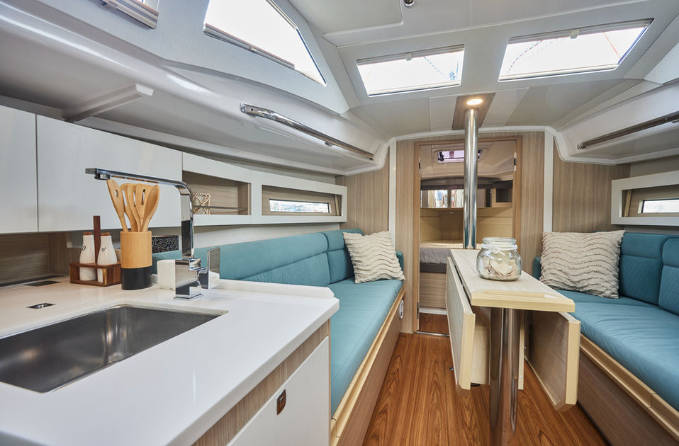 Maxus 35 Sailing Yacht