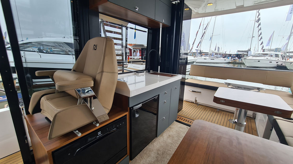 Northman 1050 Trawler Yacht