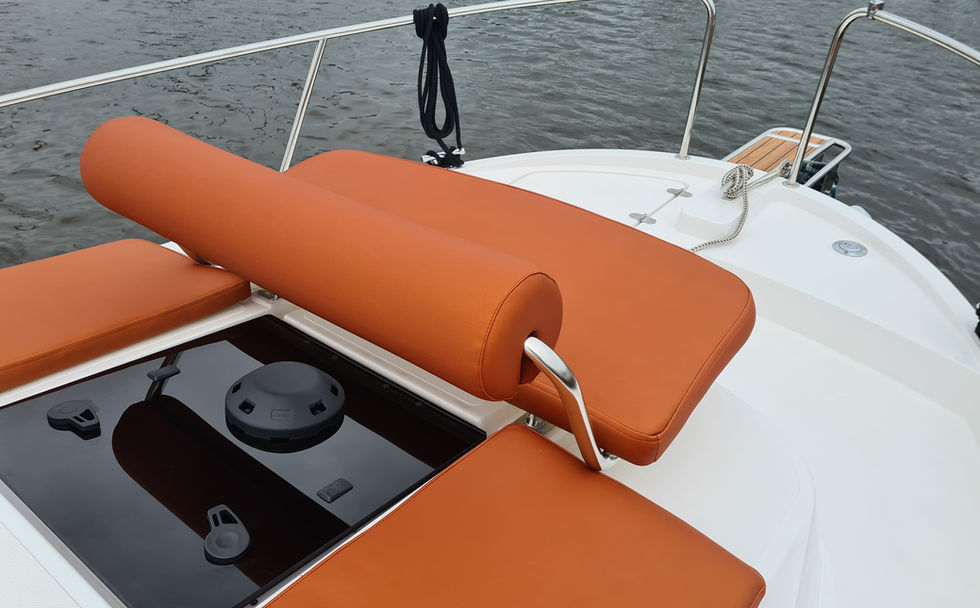 Nexus Revo 870 Pre-owned, gebruikte cabrio boot