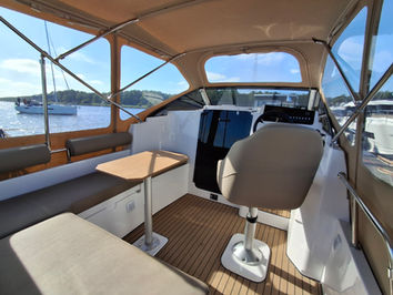 Nexus Revo 870 Cabrio Electric Charter Boat