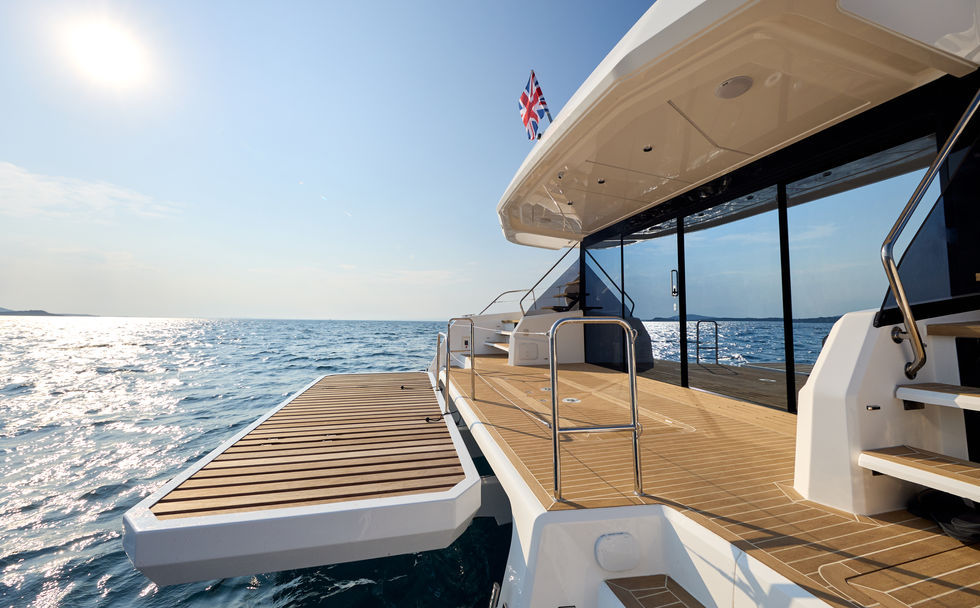 Volledig uitgeruste Luxe Liveaboard Motorcatamaran 2x 440 pk