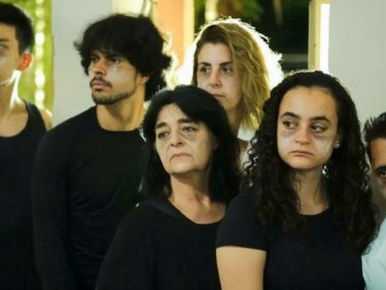 Espetáculo de formatura da Escola Viva de Artes Cênicas "Ôikas" estreia no Teatro Padre Bento