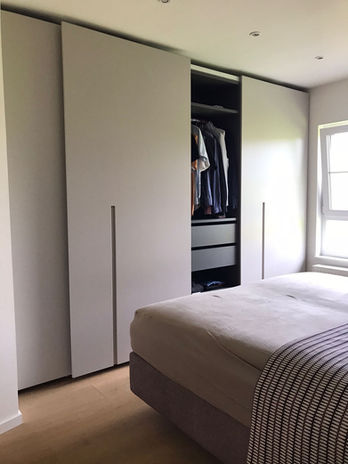 Schiebetüren-frontbündig-salice-erdfarbtöne