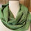 Miniaturbild: Green Leaves Infinity Scarf