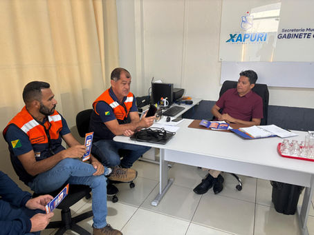 Prefeitura de Xapuri discute implantação da plataforma Defesa Civil Alerta com representantes da Defesa Civil Estadual