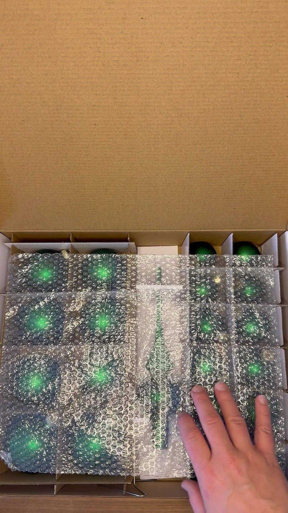 Thumbnail: Green Tabletop Cluster Ornament Tree