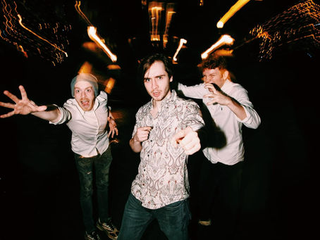 Manchester's Isaac Neilson returns with punchy new single' Dated A Daydream'!