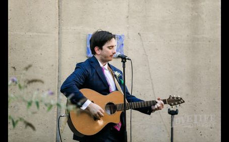 Indie songwriter James Bannon releases tranquil, 90s-tinged EP 'Heat Ghosts'!