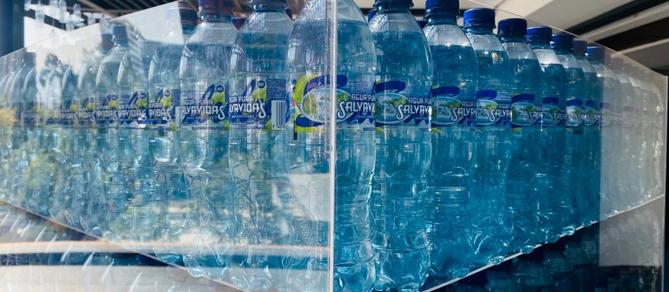 Envases de 20 onzas de Agua Pura Salvavidas ahora son de materiales reciclables en Guatemala