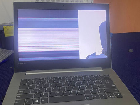 LAPTOP LENOVO SCREEN ROSAKโโโ