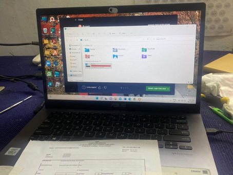 LAPTOP TERTUMPAH AIRโโโ