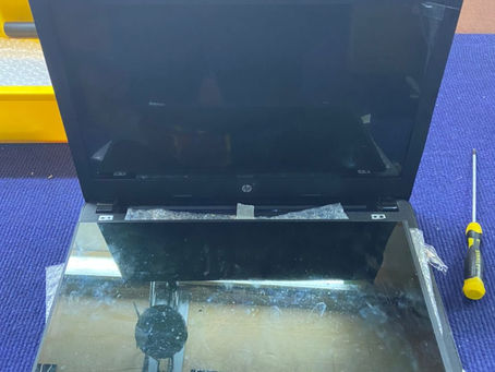 LAPTOP HP TUKAR SCREEN + UPGRADE SSD๐๐ป