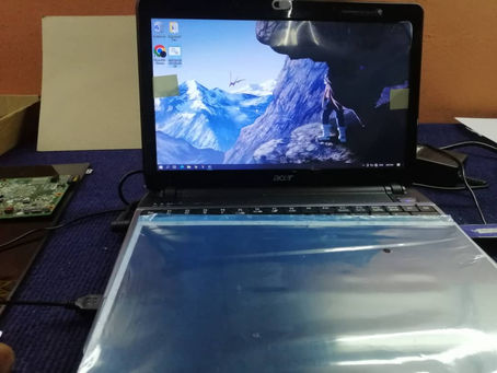 SCREEN LAPTOP ACER PECAH❓
