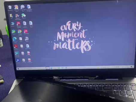 LAPTOP LENOVO SCREEN & HINGE PROBLEMโโโ