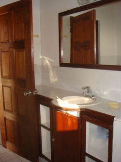 Vacation home rental, holiday home