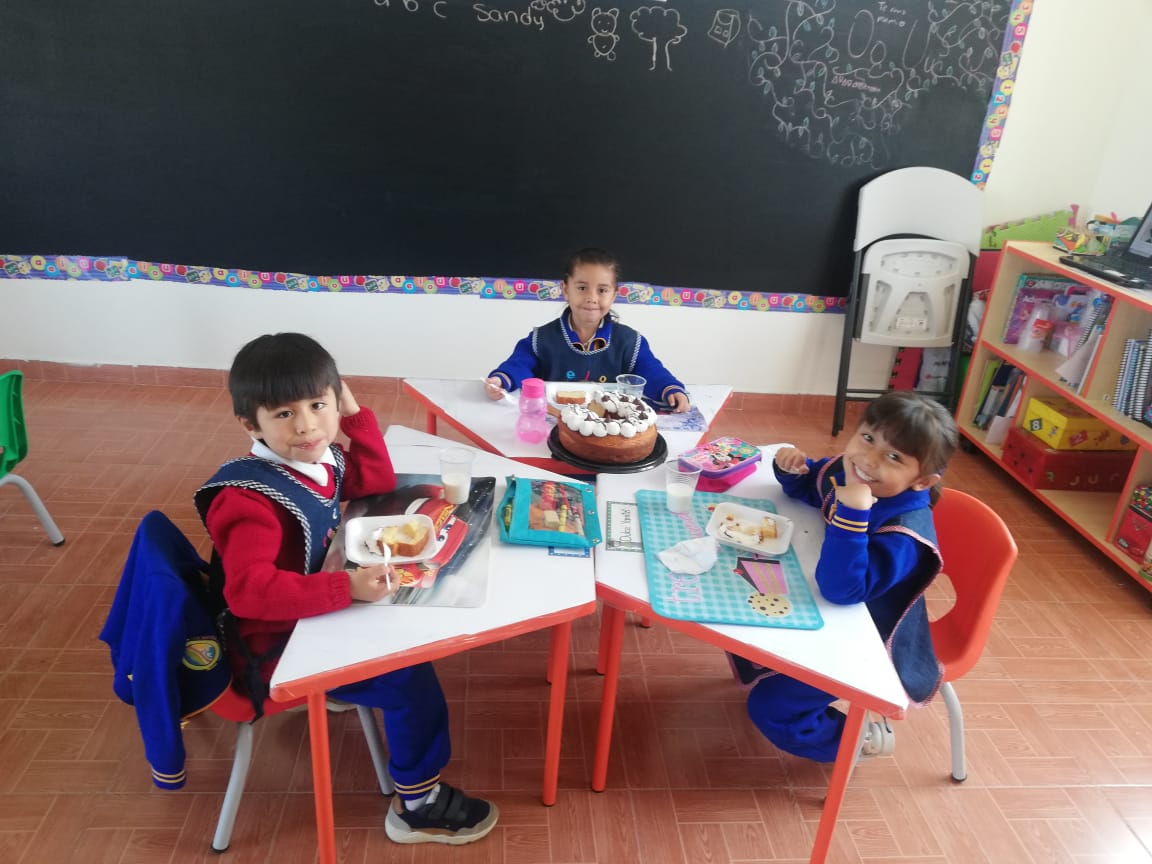kinder octubre