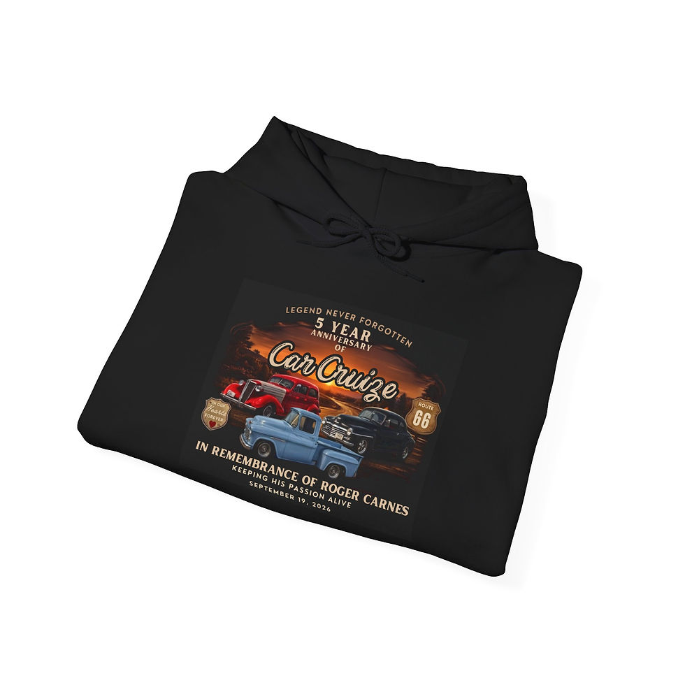 Thumbnail: Unisex Heavy Blend™ Hooded Sweatshirt-Roger Carnes