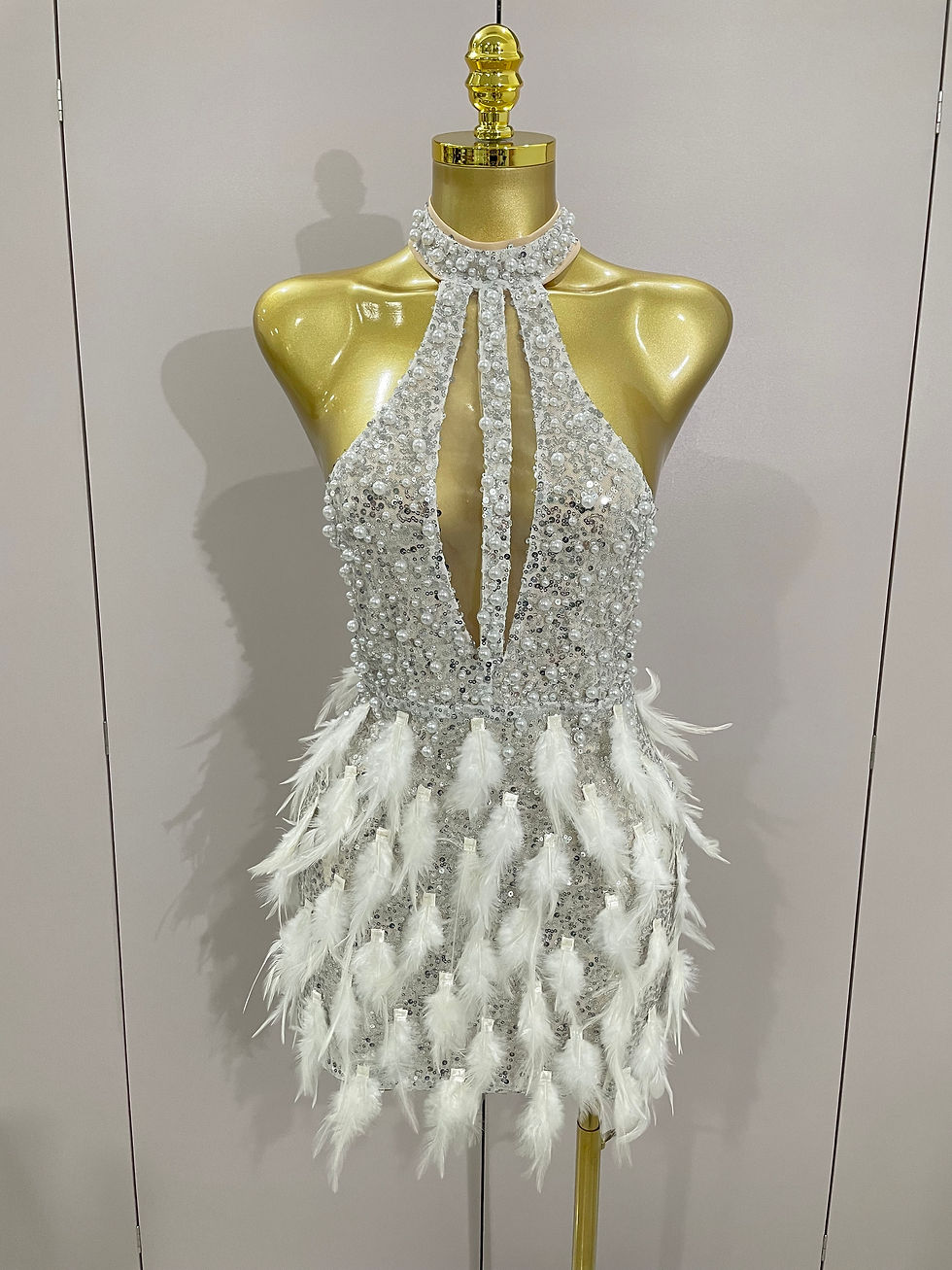 Women New Design Luxury Pearl Sequines Feathers Bodycon Mini Dress 2025 Sexy Sle