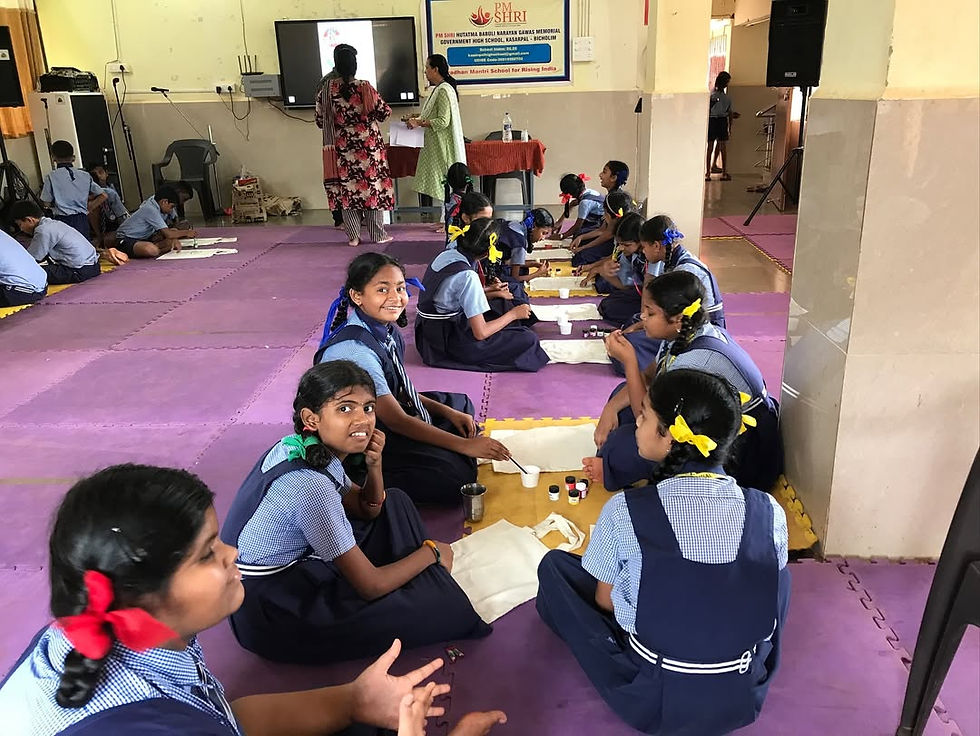 Bagless Day at PM Shri Government High School: Shivcharan and Jalmesh Inspire Students with Interactive Waste Management and Sustainability Session