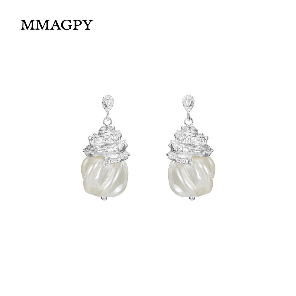 縮圖：Dayfly / Conch Horn Earring