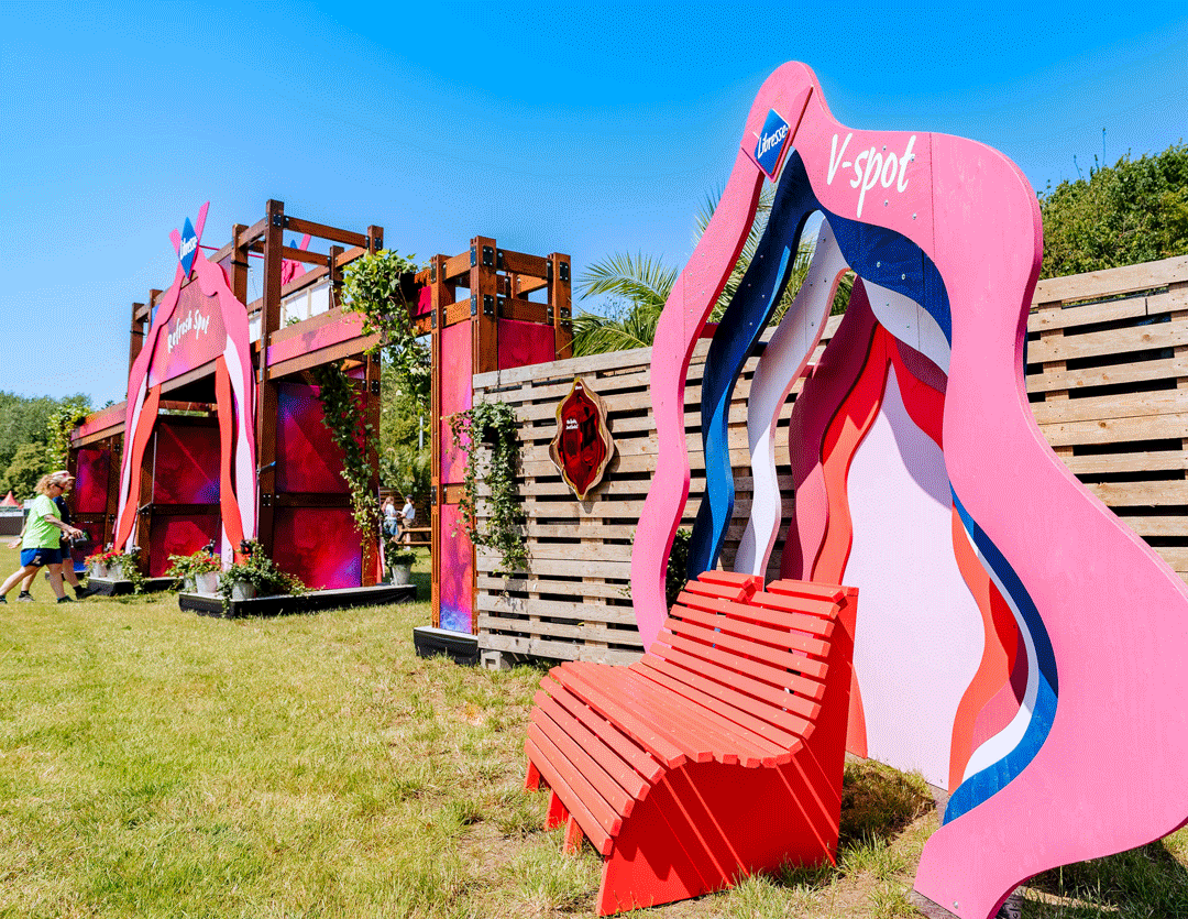 Pinkpop2026_Libresse_PlaygroundxTwoFiftyK.gif