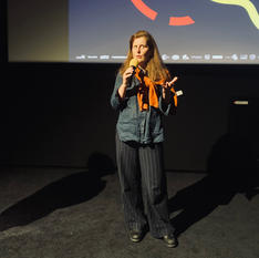 Isabelle Ingold réalisatrice.jpeg