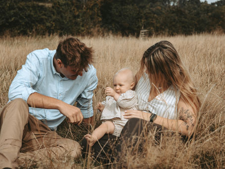 What to Wear to a Family Photoshoot in Devon?