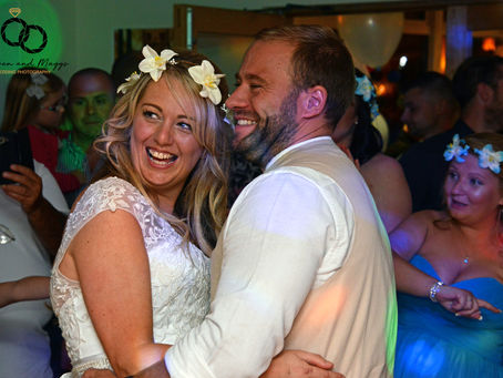 How to choose a song for your First Dance