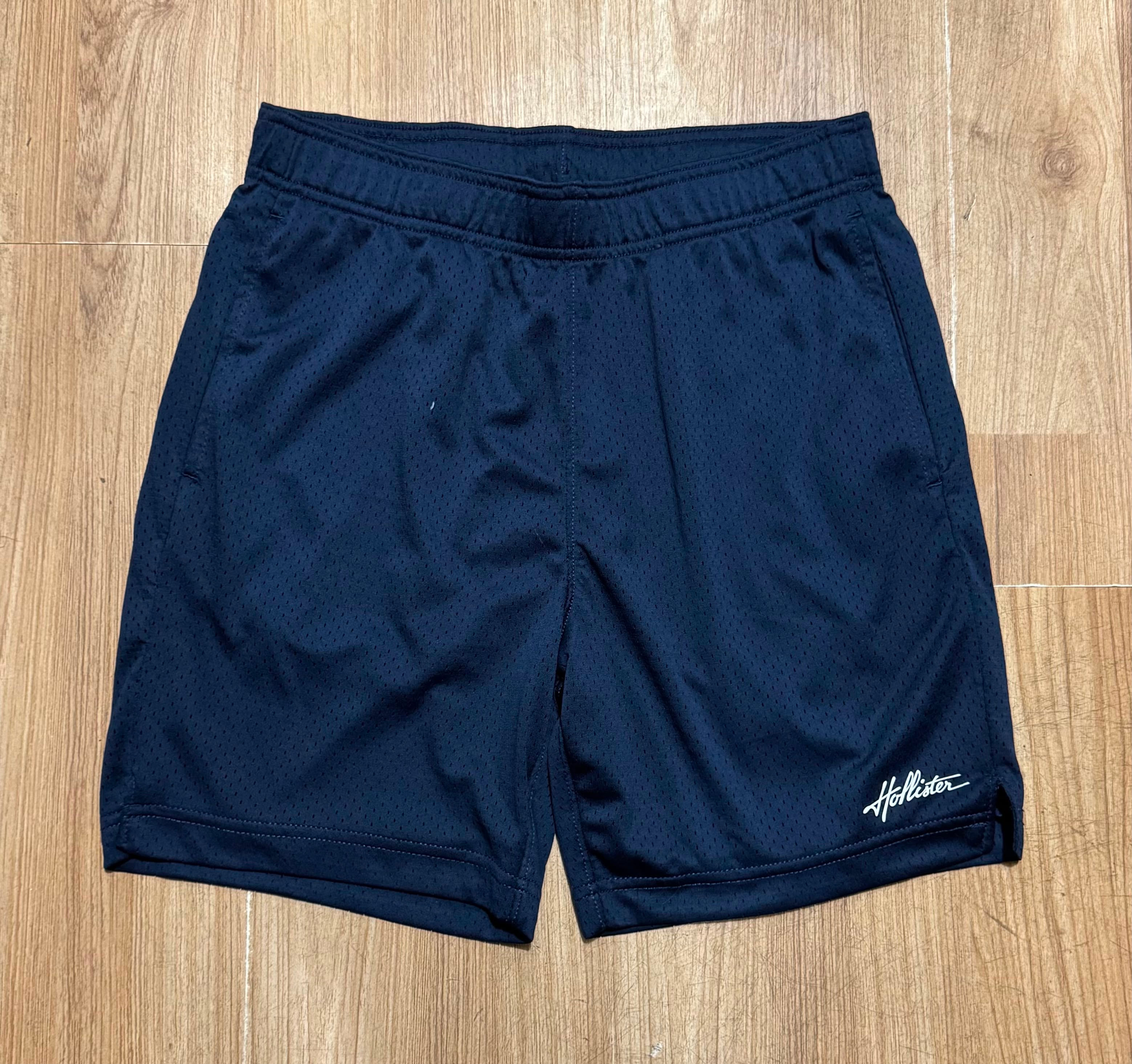 Bermuda Hollister