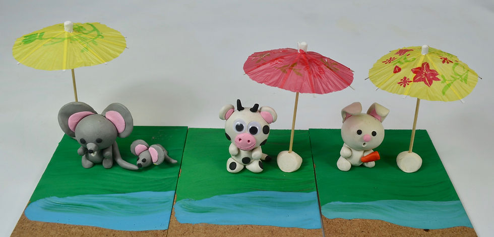 Miniatura: PAQUETE FIESTA: 10 FIGURAS EN BASE DE MADERA