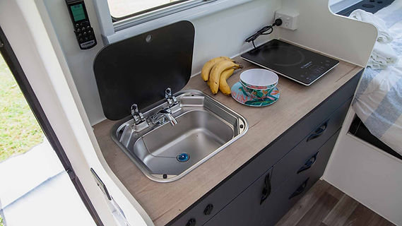 norca16couplescaravan21.jpg