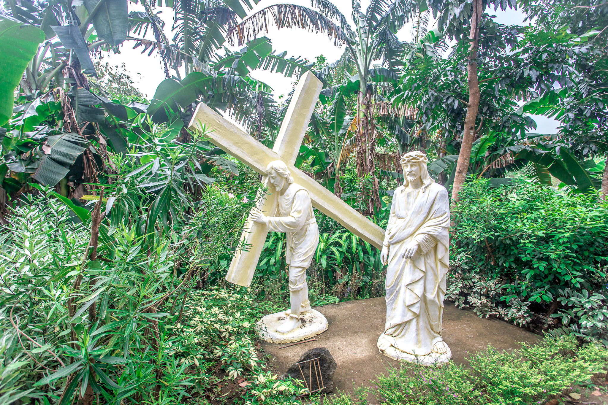 Via Crucis Garden