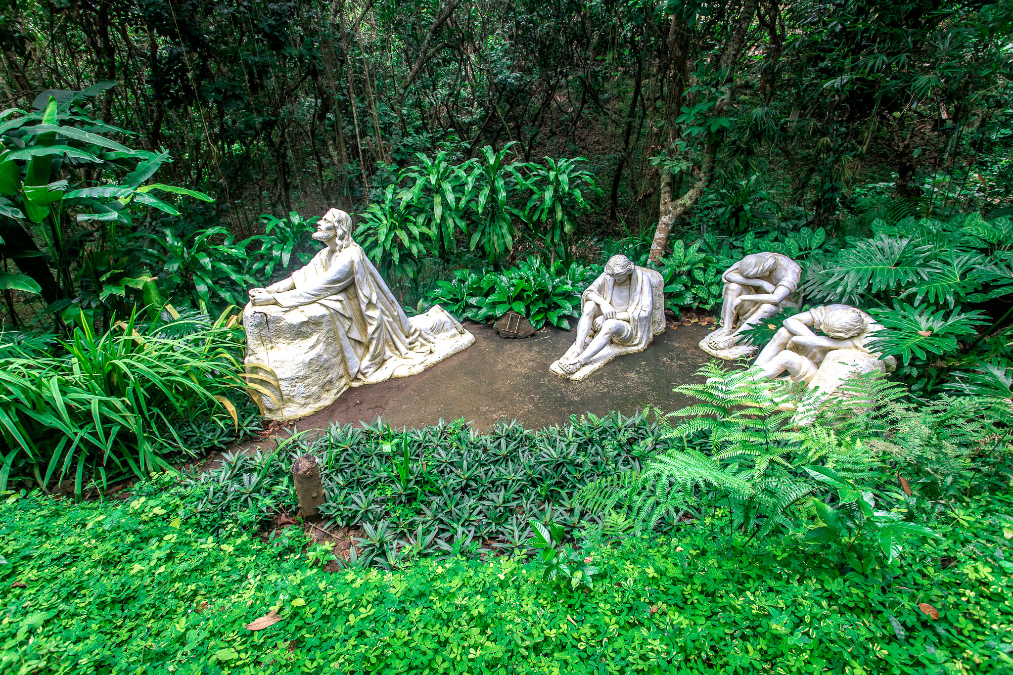 Via Crucis Garden