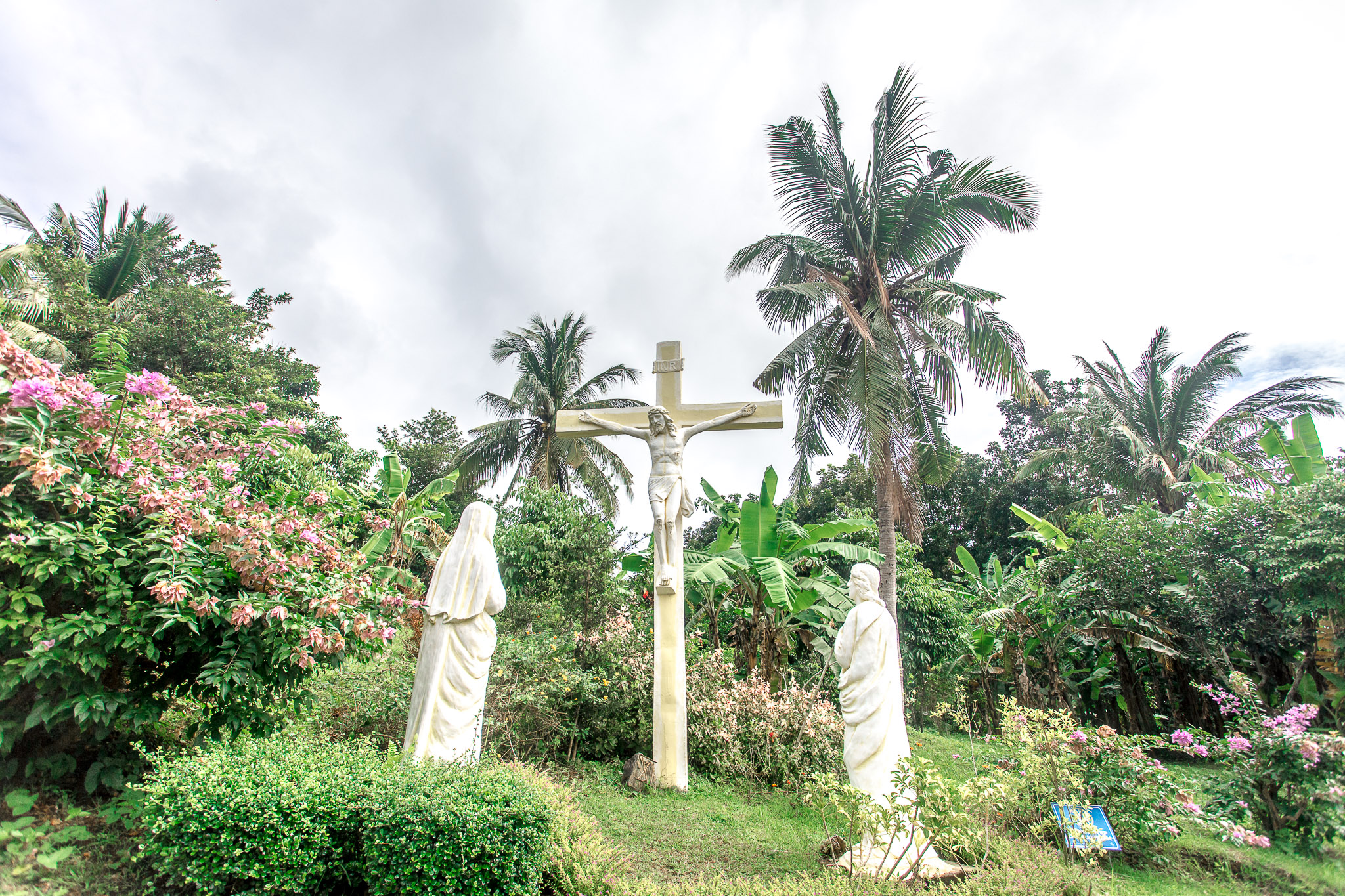 Via Crucis Garden