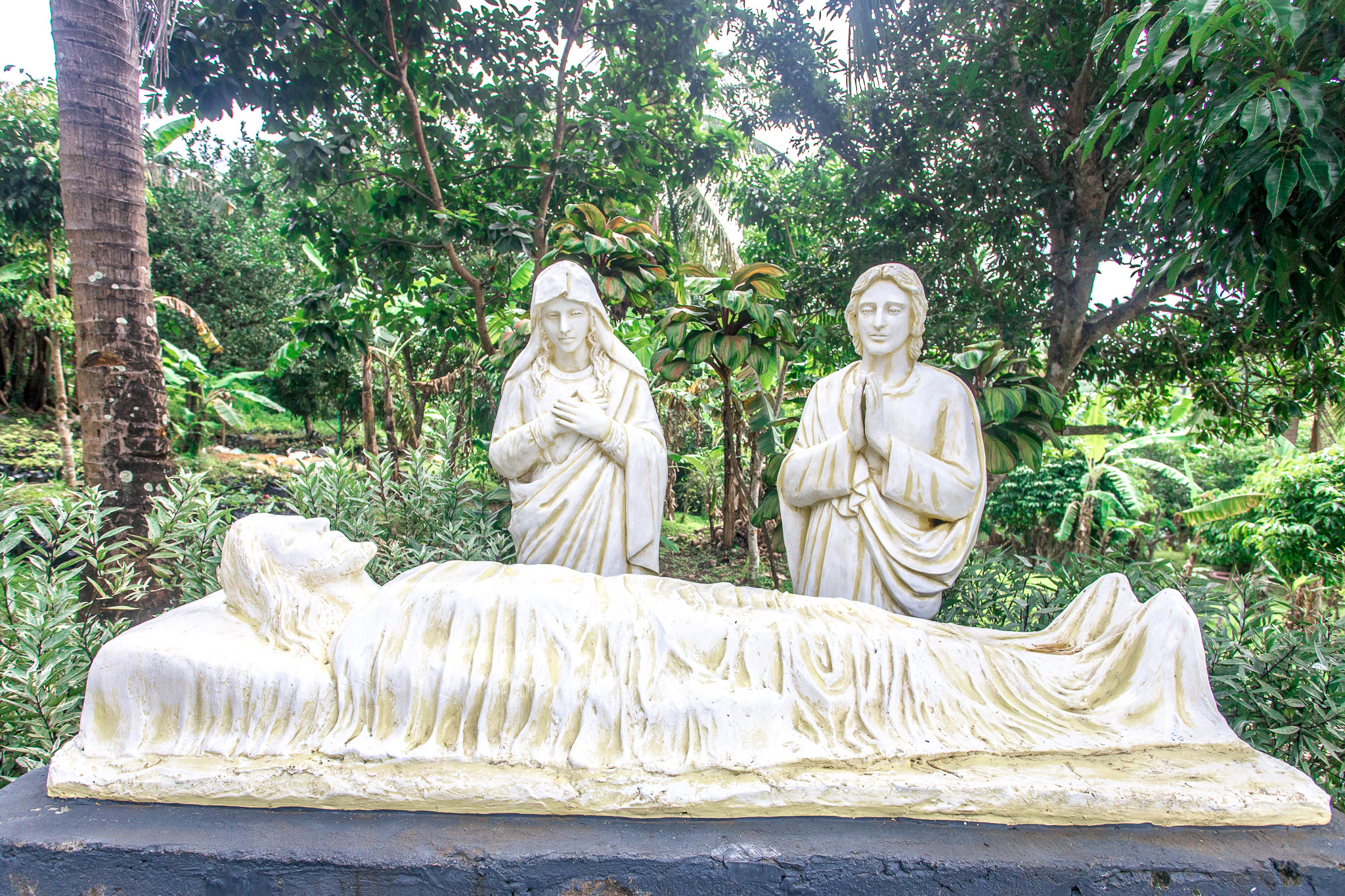 Via Crucis Garden