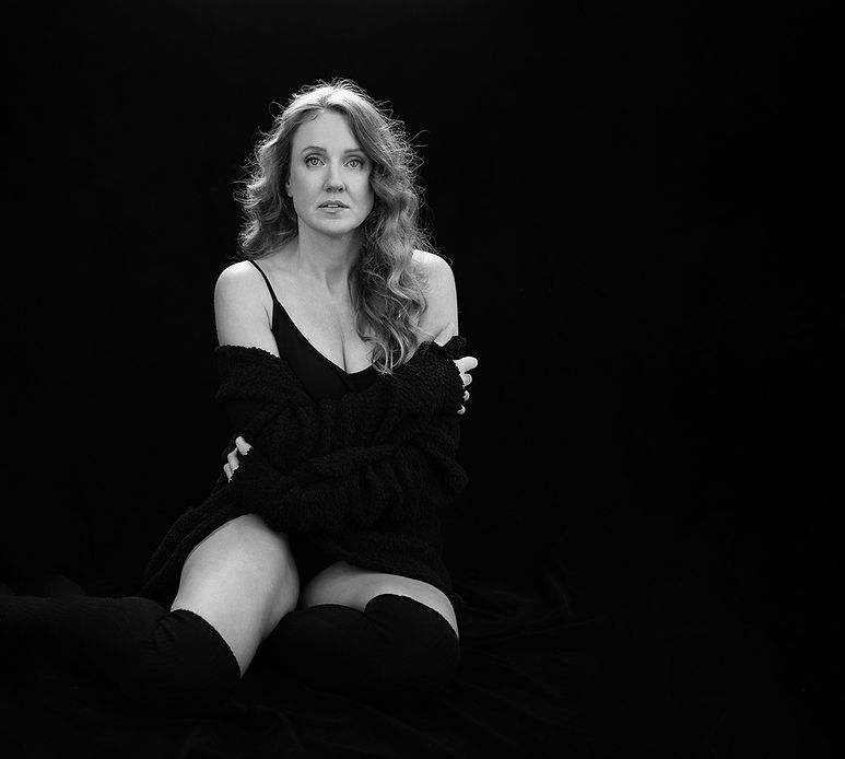 High-end editorial women’s photo session Richmond VA copy.jpg