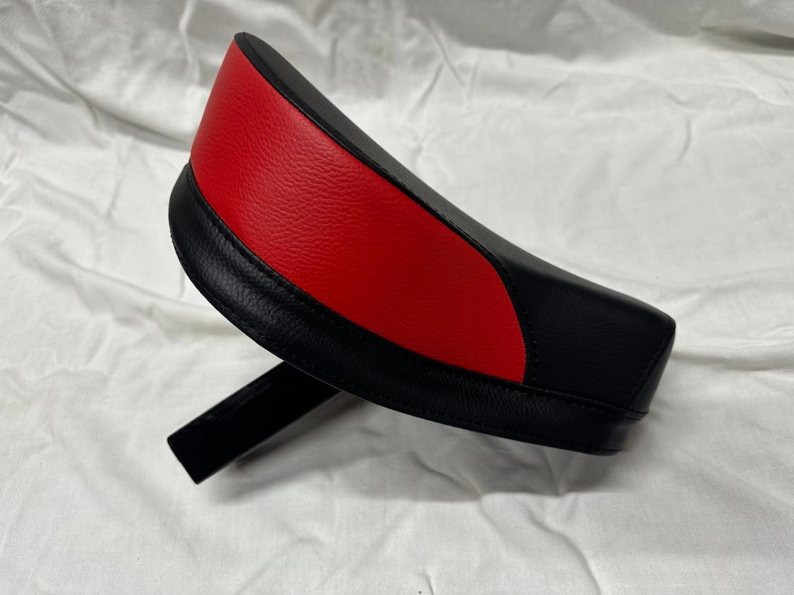 Sedadlo, Babetta 210, čierno-červené, replika