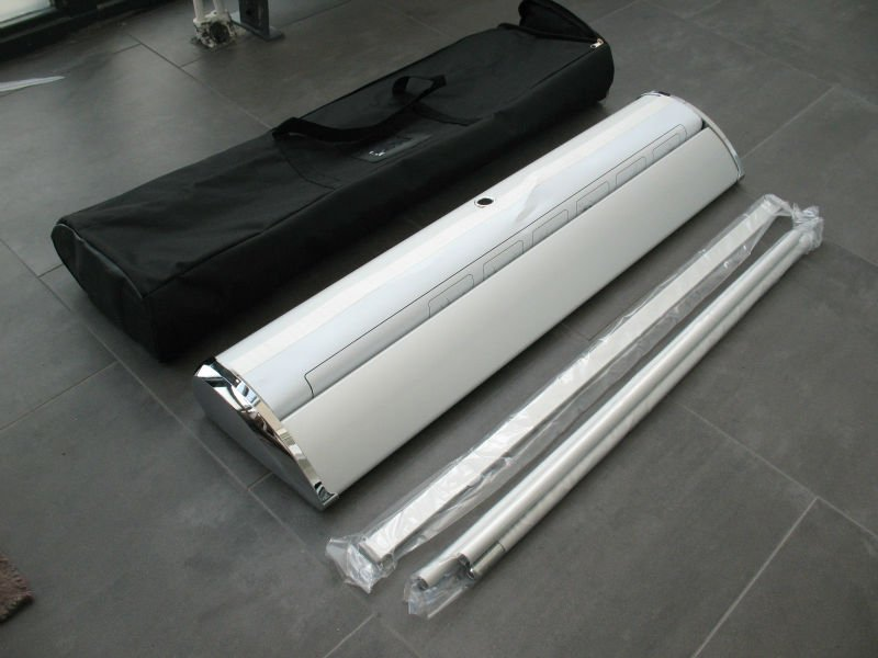 Thumbnail: Luxury Roll Up Standee (Wide & Heavy Base Silver)
