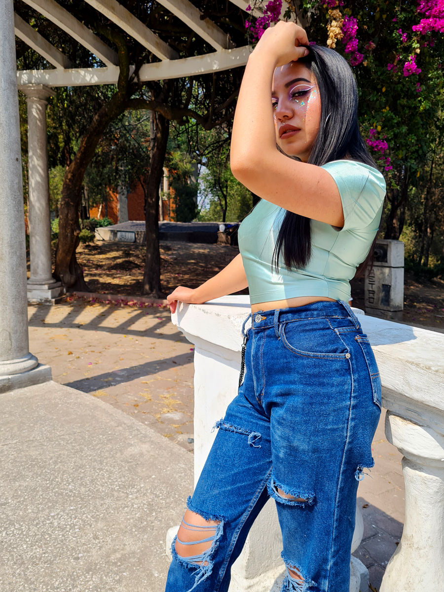 Miniatura: TOP CUELLO ALTO