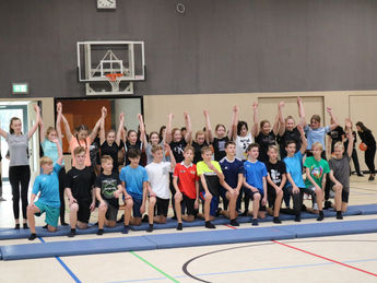 Eröffnungsfeier unserer eigenen neuen Turnhalle