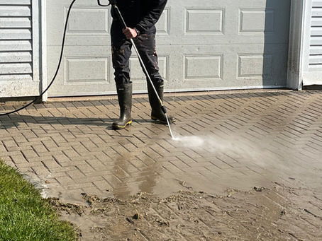 What Surfaces Can Be Pressure Washed? A Homeowner’s Guide in Newmarket, Aurora, Vaughan & Thornhill