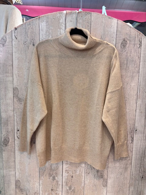 Thumbnail: A POIL CASHMERE- PULL COL ROULE OVERSIZE REF: HAVANE