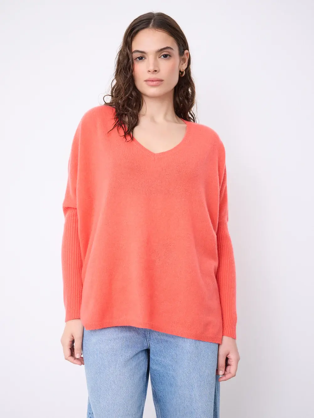 NOTSHY- PULL COL V UNI REF: FAUSTINE