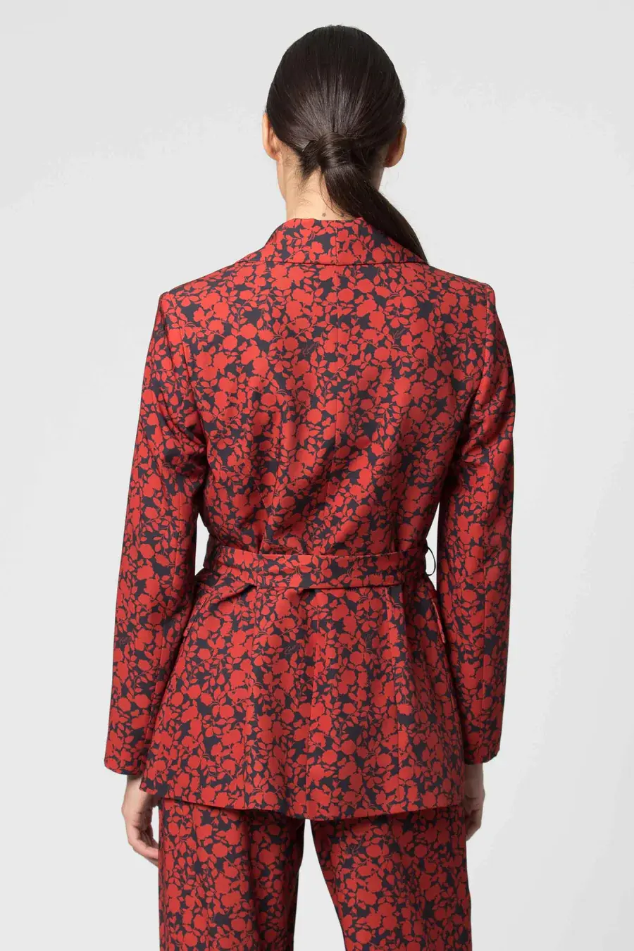 Miniaturbild: KOCCA-VESTE A MOTIF FLEURI REF BORNA