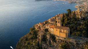 Èze – Ngôi làng giữa trời và biển trên French Riviera